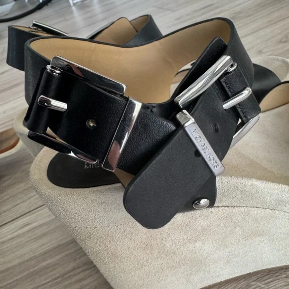 Colby Wedge Sandals - Picture 5 of 9